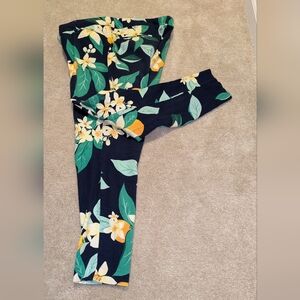 Old Navy Women's Pixie Jeans Size 14